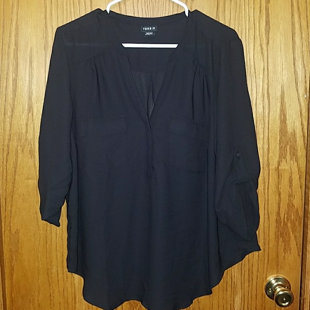 NWOT Torrid black blouse